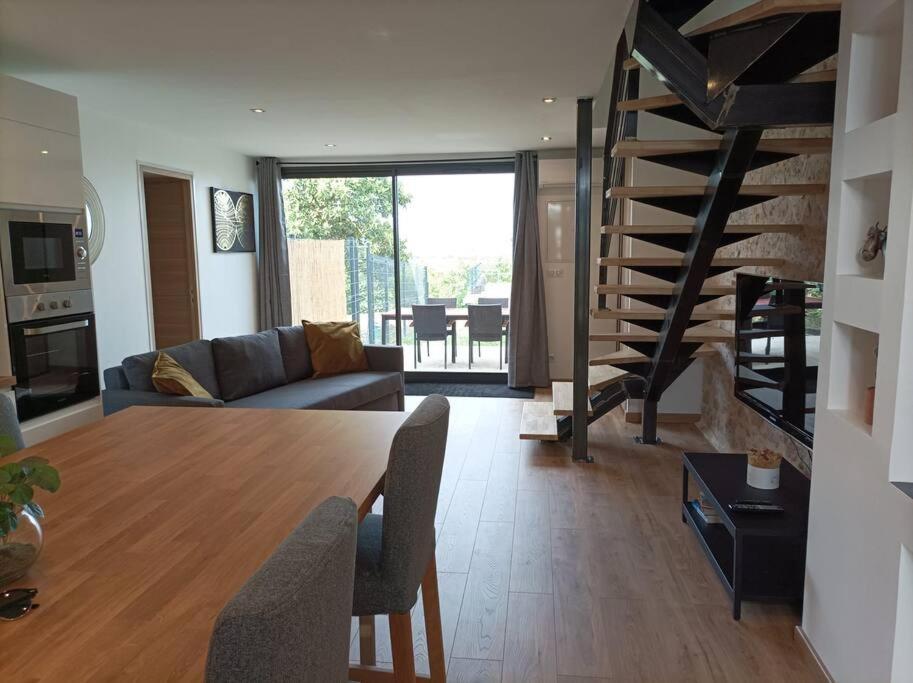 Appartement Caraman Luaran gambar